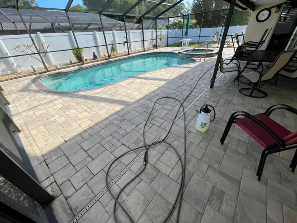 Valrico pressure washing — paver patio cleaning